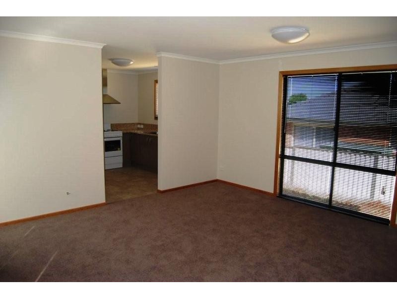 2/161-163 Weld Street, Beaconsfield TAS 7270