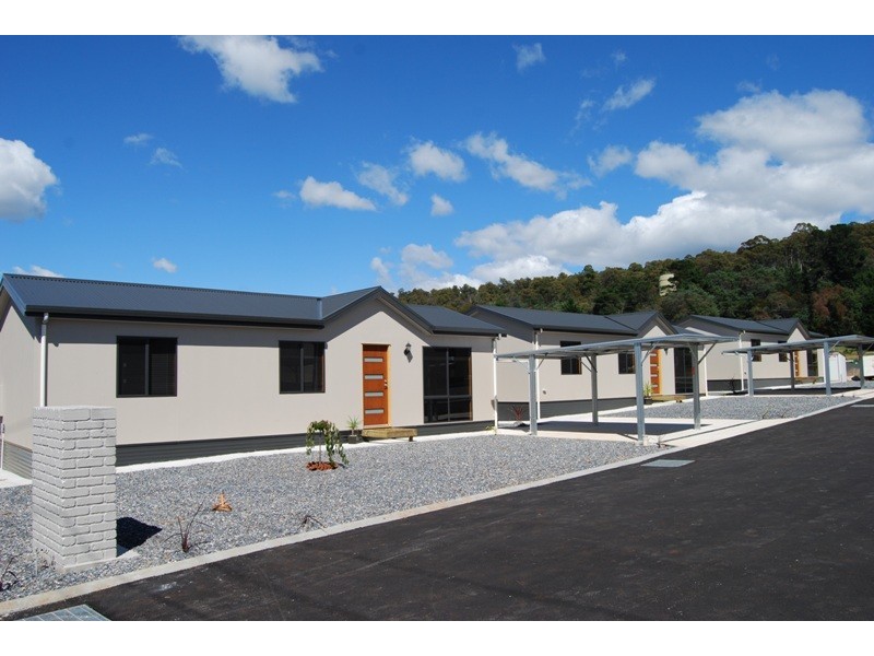 6/161-163  Weld Street, Beaconsfield TAS 7270