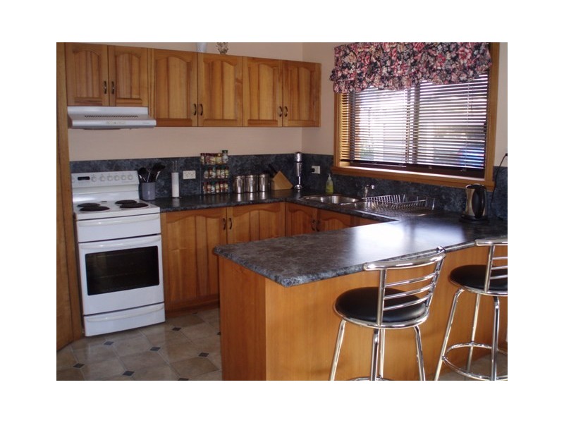 10 Encee Drive, St Leonards TAS 7250