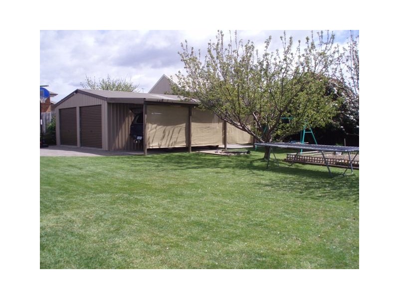 10 Encee Drive, St Leonards TAS 7250