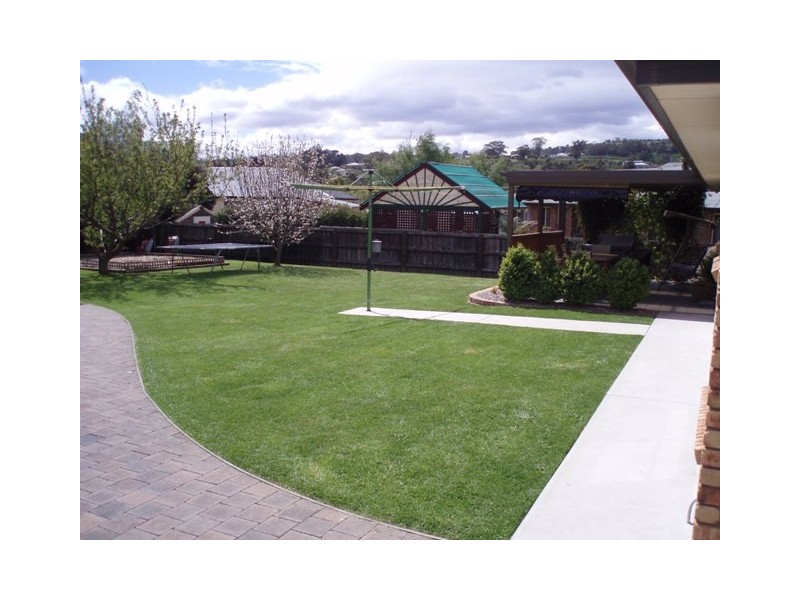 10 Encee Drive, St Leonards TAS 7250