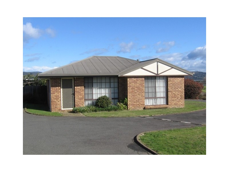 Unit 1/32 Camira Street, Newnham TAS 7248