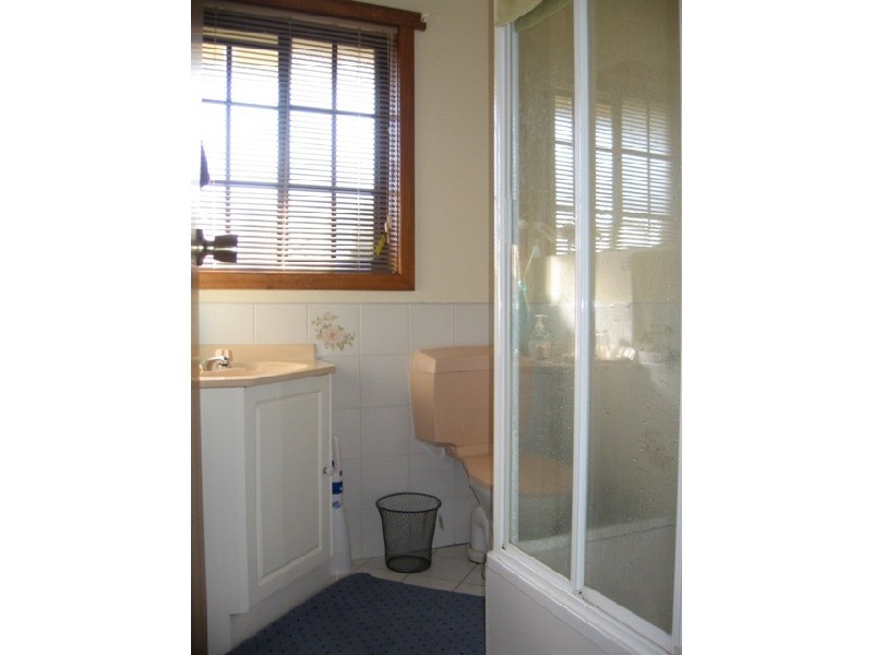 Unit 1/32 Camira Street, Newnham TAS 7248