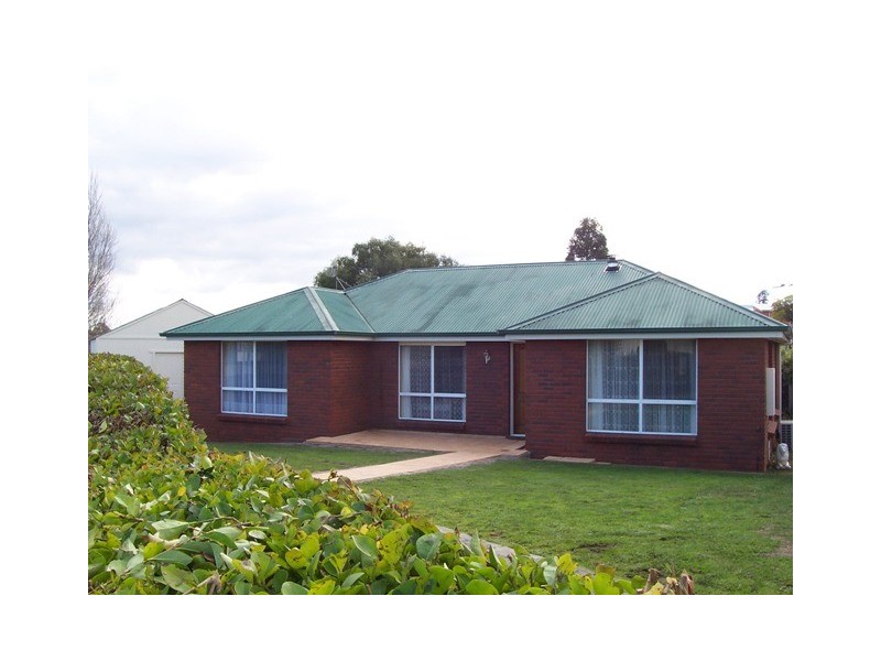 11 Village Court, St Leonards TAS 7250