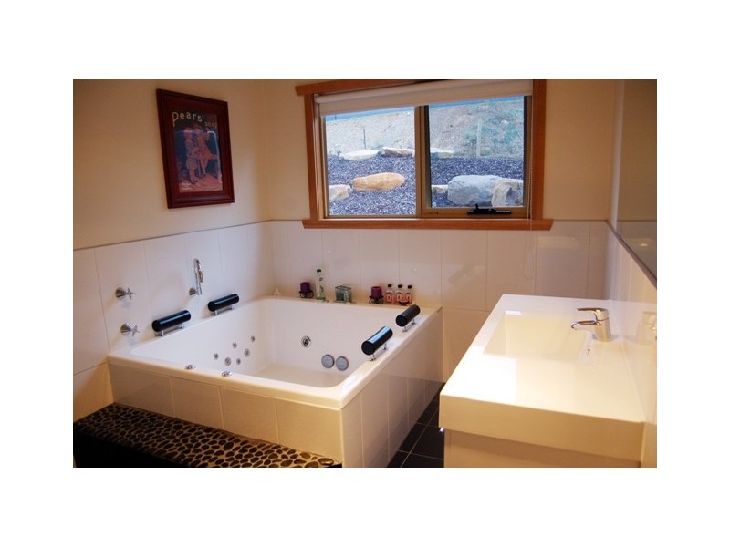 72 Belgrave Parade, Youngtown TAS 7249