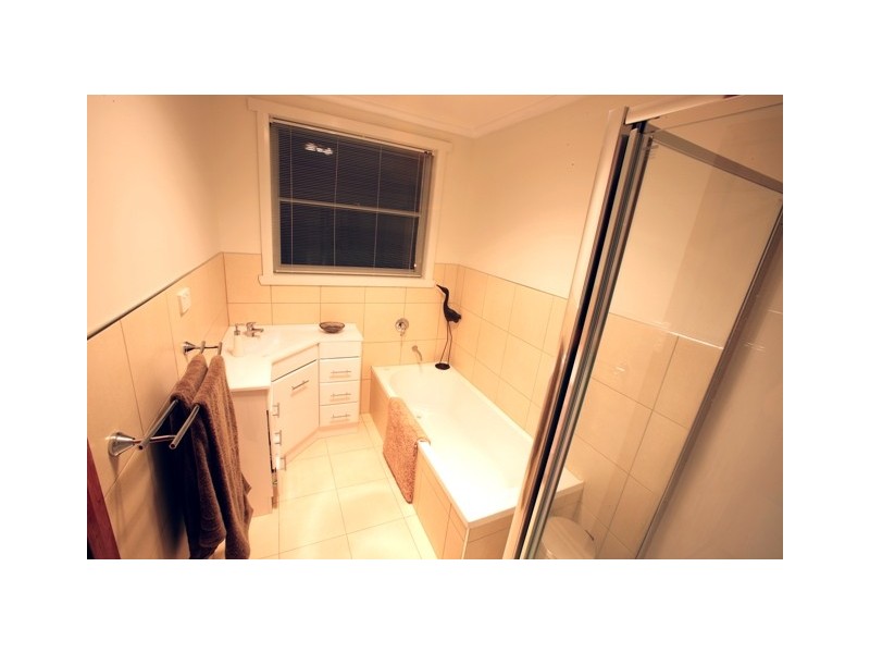 16 Matthew Place, West Launceston TAS 7250