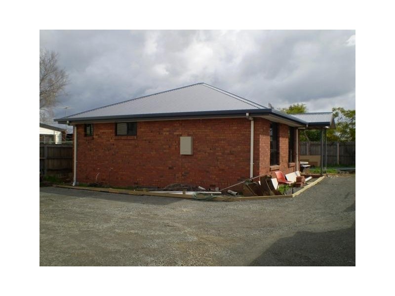 4B Adams Street, Mowbray TAS 7248