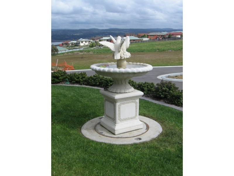 13/3 Tallentine Road, Newnham TAS 7248