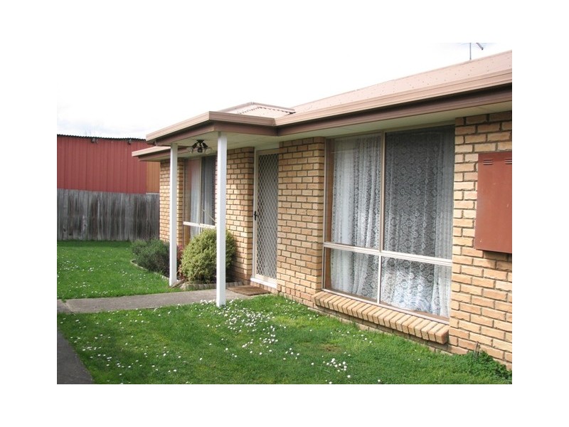 2/206 Georgetown Road, Newnham TAS 7248