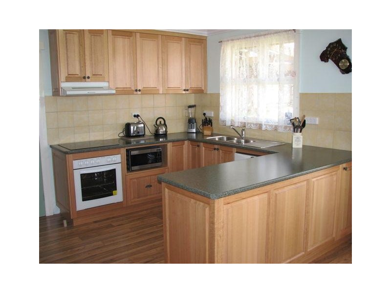 10 Parua Road, Newnham TAS 7248