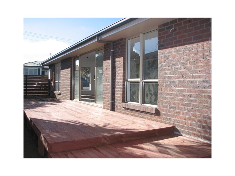1 Wallace Street, Newnham TAS 7248