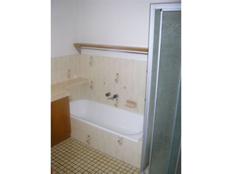 2/14 Bimbimbi Avenue, Prospect TAS 7250