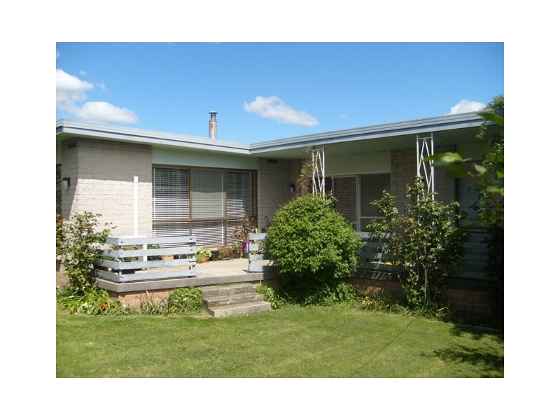 9 Harris Street, Summerhill TAS 7250