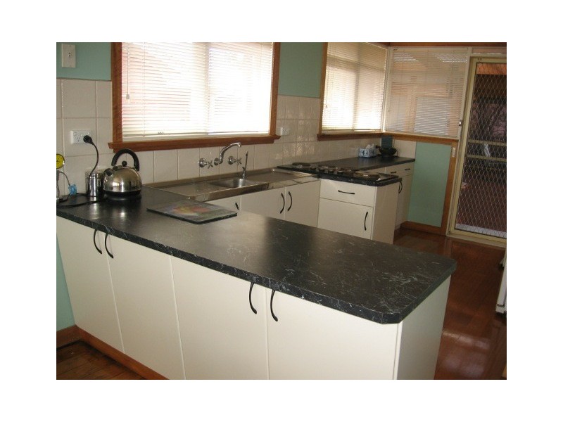 6 Swan Street, Newnham TAS 7248