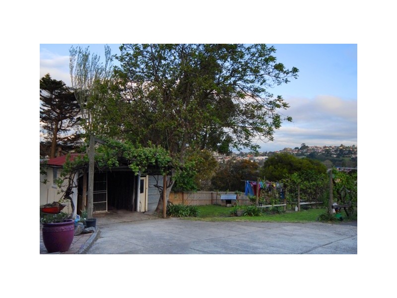 17 Duke Street, West Launceston TAS 7250