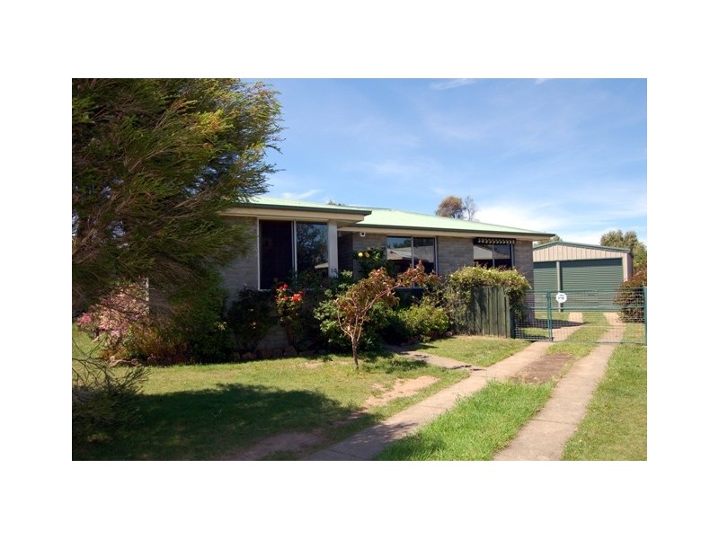 10 Mangana Street, Ravenswood TAS 7250