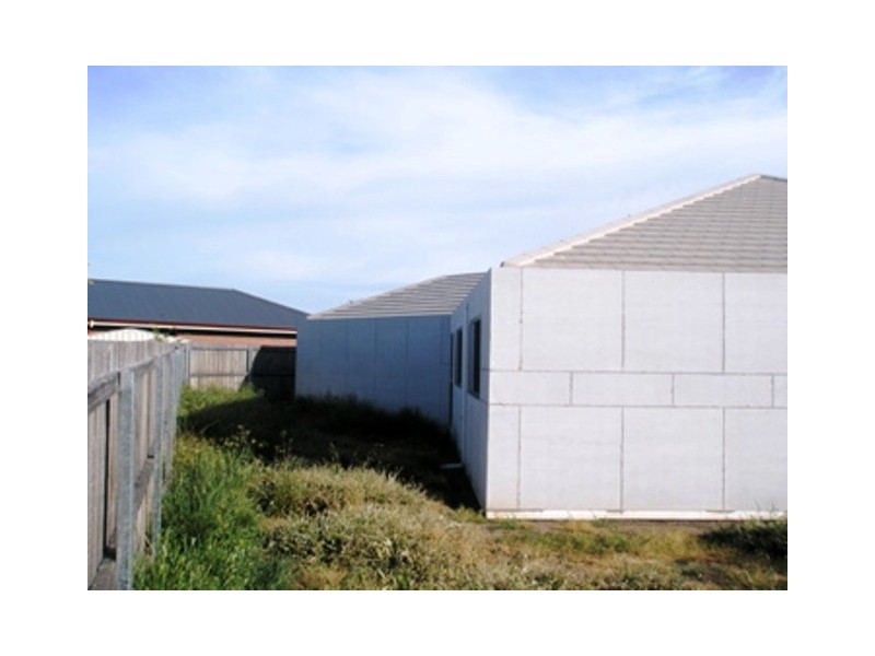 12 Pocket Place, Newnham TAS 7248