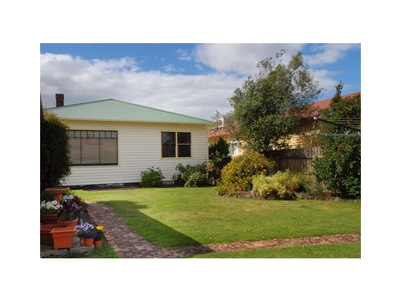 20 Pyenna Avenue, Kings Meadows TAS 7249
