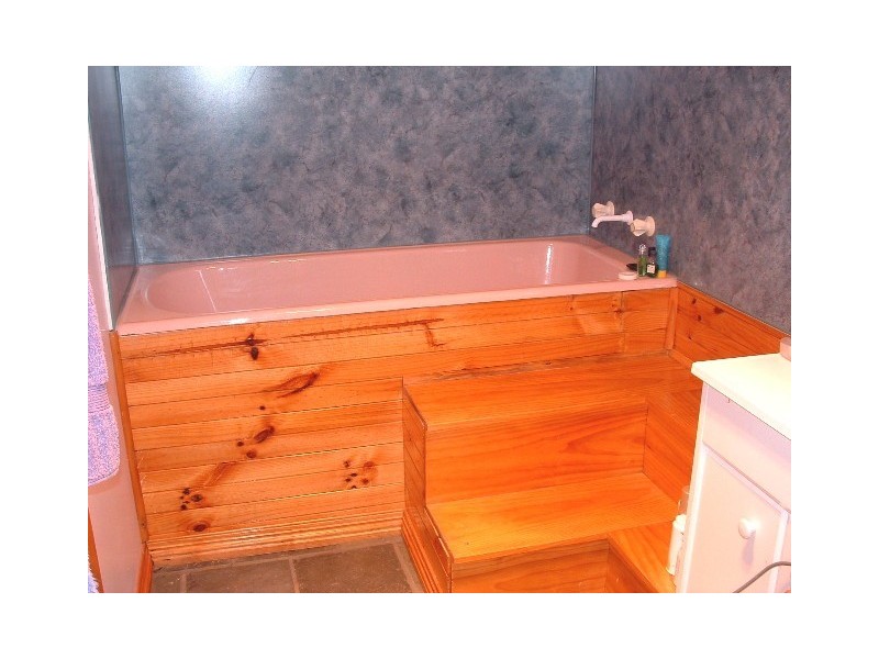 10 Esplanade, Beechford TAS 7252