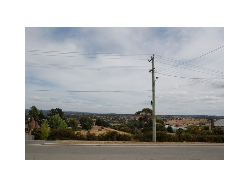 11 Kertch Road, St Leonards TAS 7250