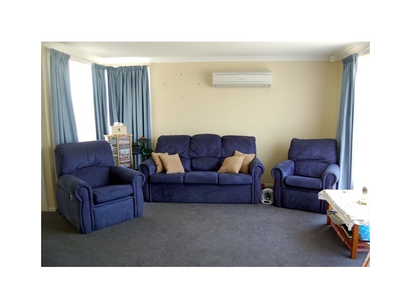 67 Paringa Avenue, Newnham TAS 7248