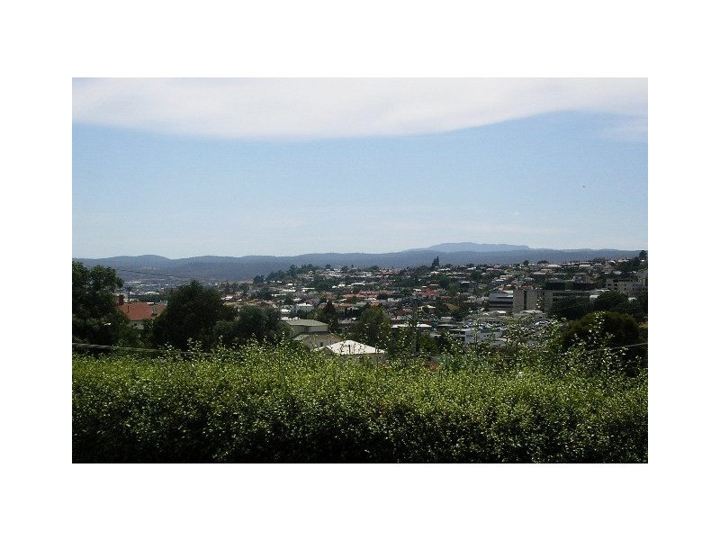 29 Connaught Crescent, West Launceston TAS 7250