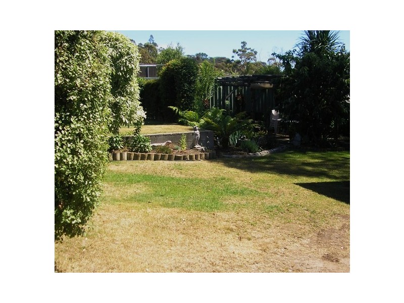 Summerhill TAS 7250