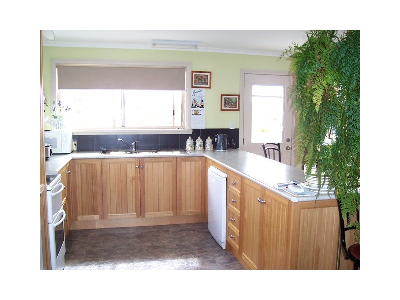 13082 Midland Highway, Cleveland TAS 7211