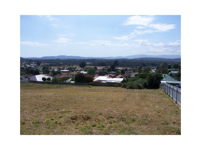 26 Brooklyn Street, Beaconsfield TAS 7270