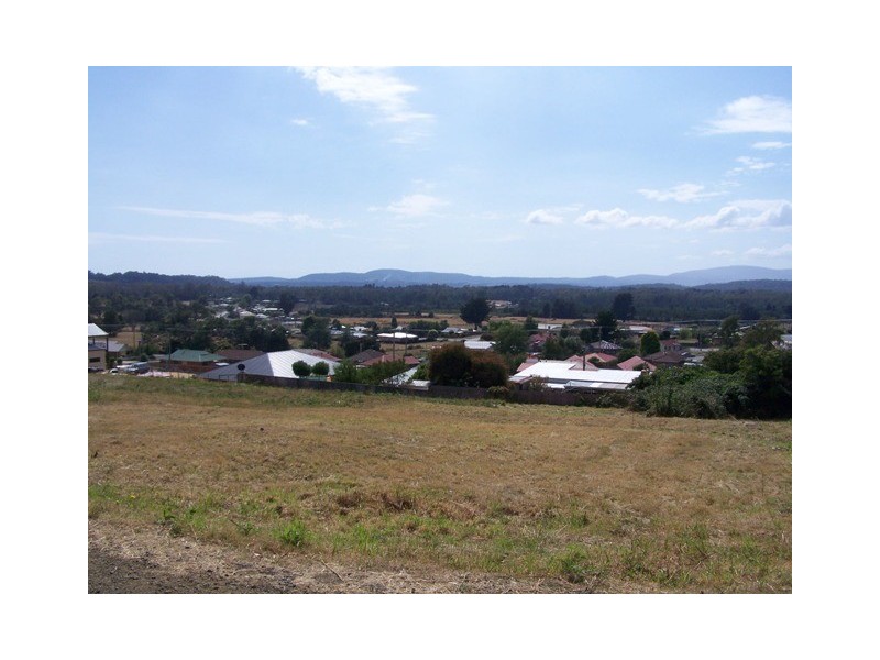 26 Brooklyn Street, Beaconsfield TAS 7270
