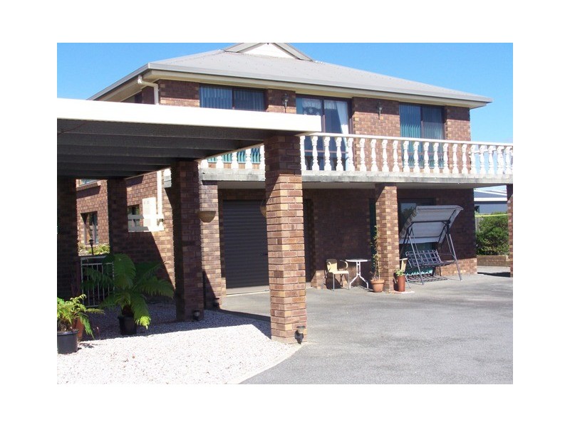 2 Ernest Street, Beauty Point TAS 7270