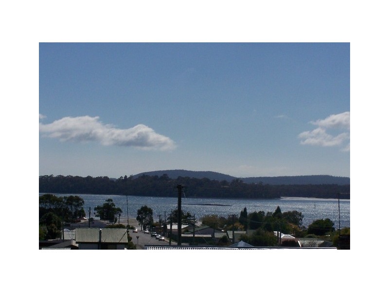 2 Ernest Street, Beauty Point TAS 7270
