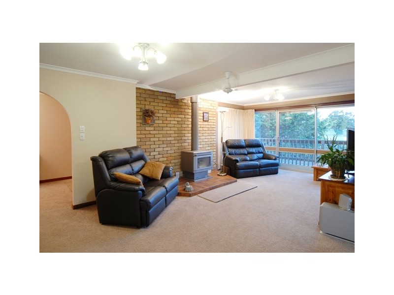 4 Glen Esk Lane, St Leonards TAS 7250