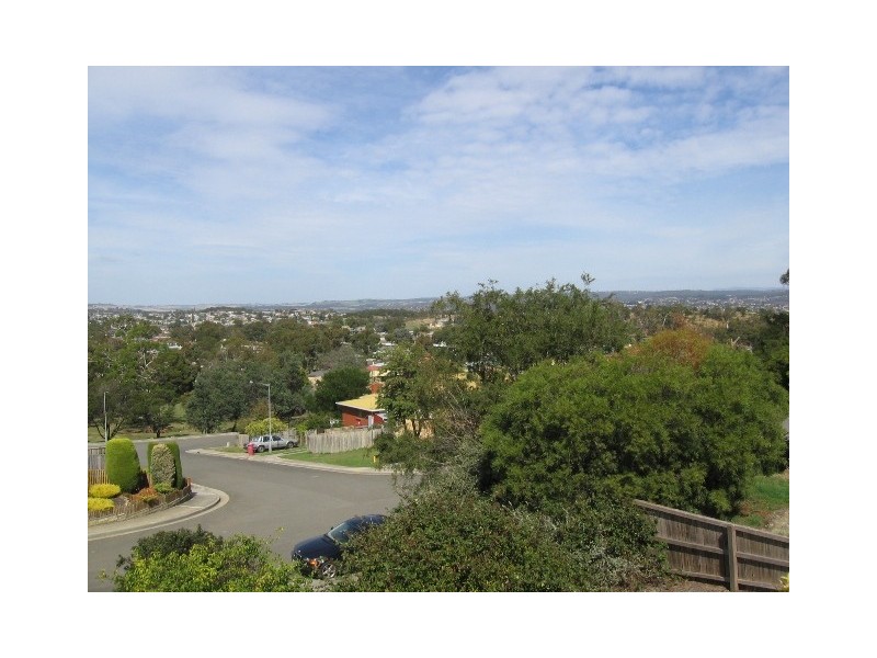 10 Oberon Place, Ravenswood TAS 7250