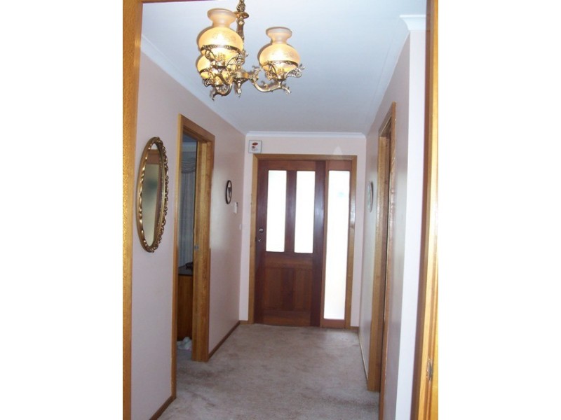 2 Belmont Court, Newnham TAS 7248