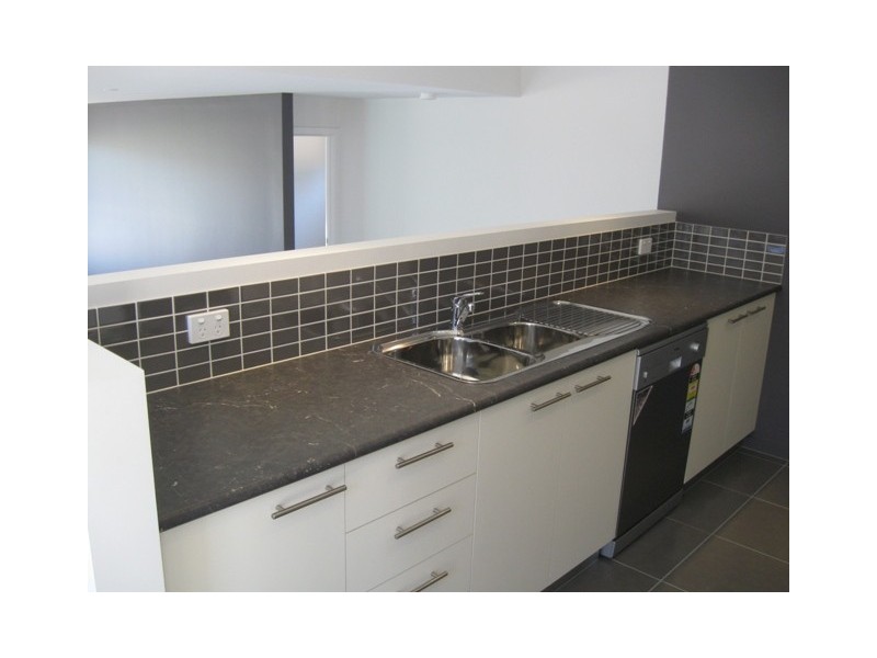 4 / 7-9 Bank Street, Mowbray TAS 7248