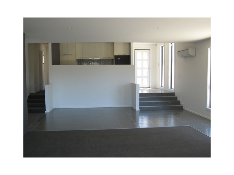 4 / 7-9 Bank Street, Mowbray TAS 7248