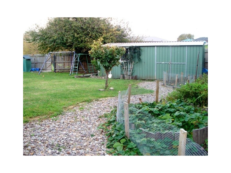 10 Commodore Drive, Newnham TAS 7248