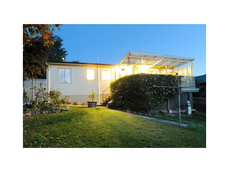 17 Leslie Place, South Launceston TAS 7249