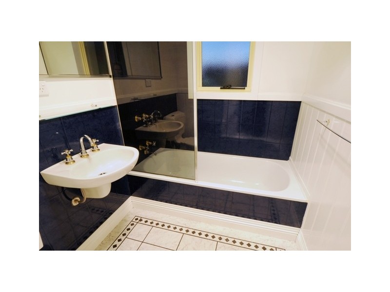 17 Leslie Place, South Launceston TAS 7249