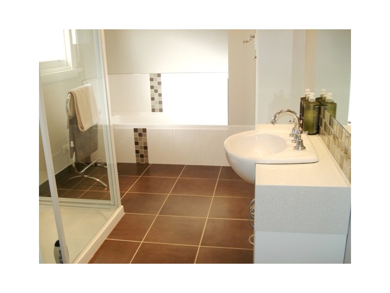 33 Woolven Street, Youngtown TAS 7249