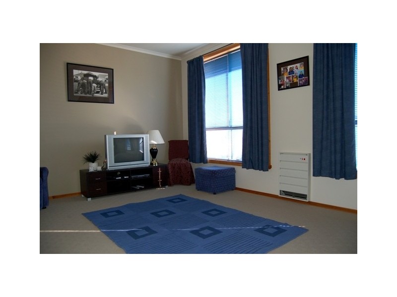 4 El Greco Court, Newnham TAS 7248