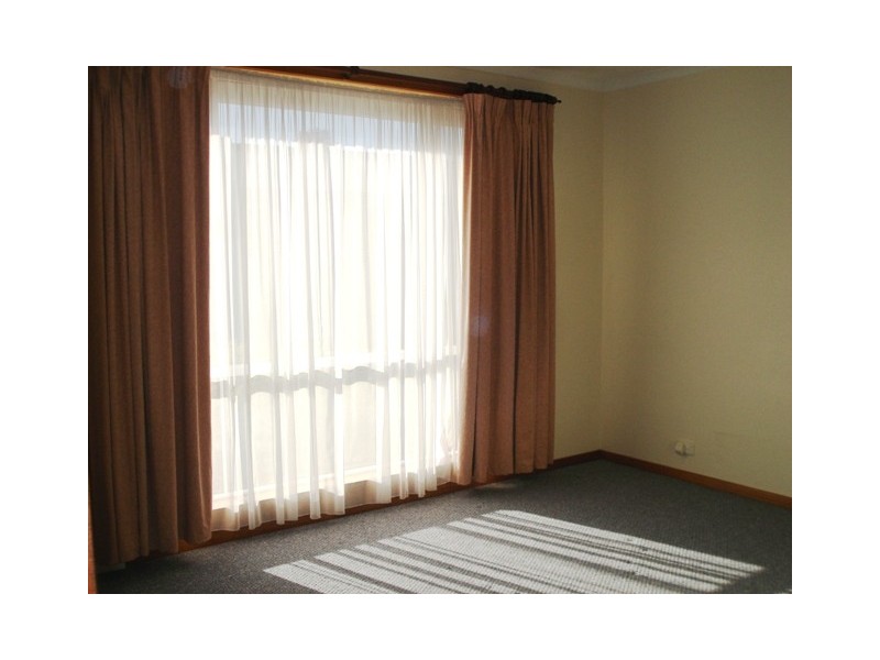 1/7 Pamela Court, Summerhill TAS 7250