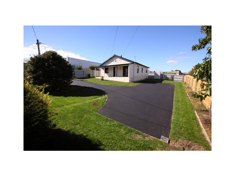 10 Quarantine Road, Kings Meadows TAS 7249