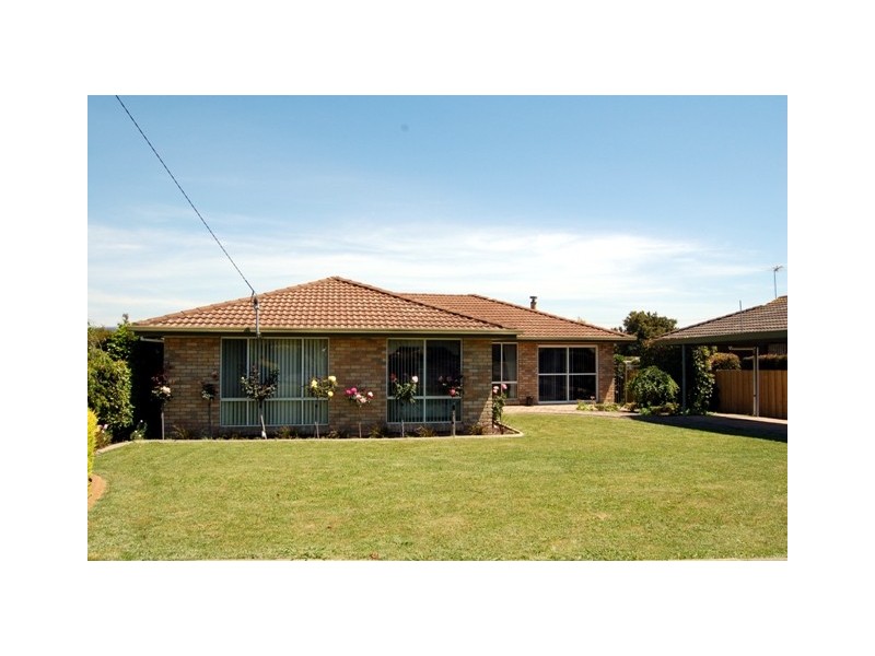 6 Belmont Court, Newnham TAS 7248