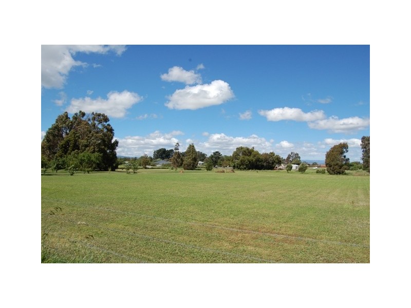 35 Cromwell Street, Perth TAS 7300