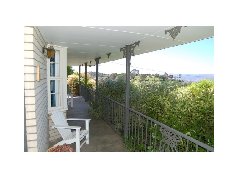 2 Alexander Avenue, West Launceston TAS 7250