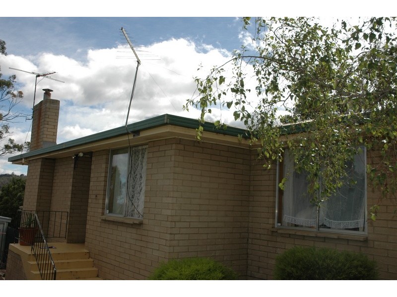 15 Amundsen Street, Ravenswood TAS 7250