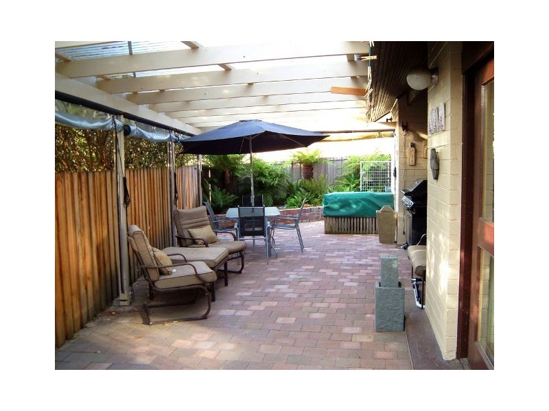 2 Kensington Garden, Norwood TAS 7250