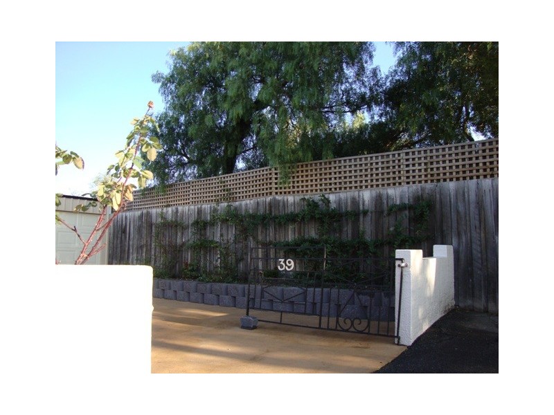 39 Como Crescent, Newstead TAS 7250